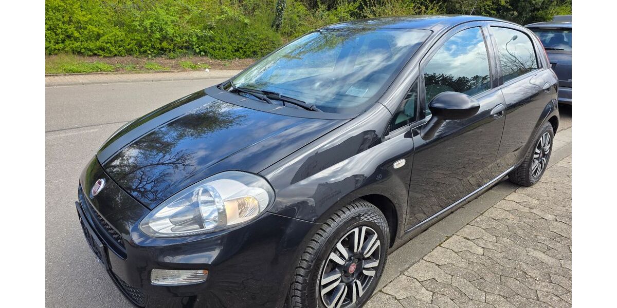 Fiat Punto 136.000 km 4.300 &euro; Saarbrücken - Burbach 66115