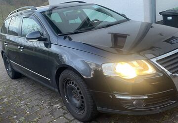 VW Passat Variant 323.000 km 2.500 &euro; Illingen 66557