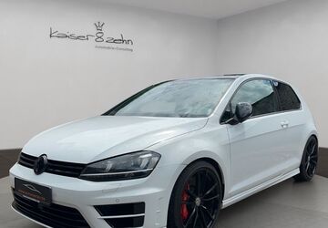 VW Golf 49.942 km 27.888 &euro; Saarbrücken 66133