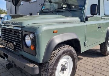 Land Rover Defender 94.869 km 37.900 &euro; Nalbach 66809