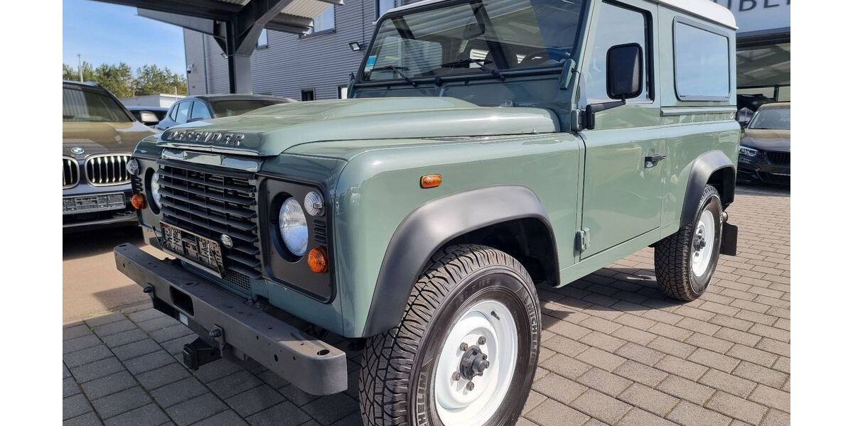 Land Rover Defender 94.869 km 37.900 &euro; Nalbach 66809