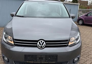 VW Touran 211.000 km 8.690 &euro; Saarlouis 66740