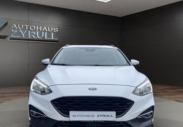 Ford Focus 61.798 km 14.980 &euro; Saarlouis 66740