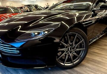 Aston Martin DB11 28.978 km 124.800 &euro; Schwalbach 66773