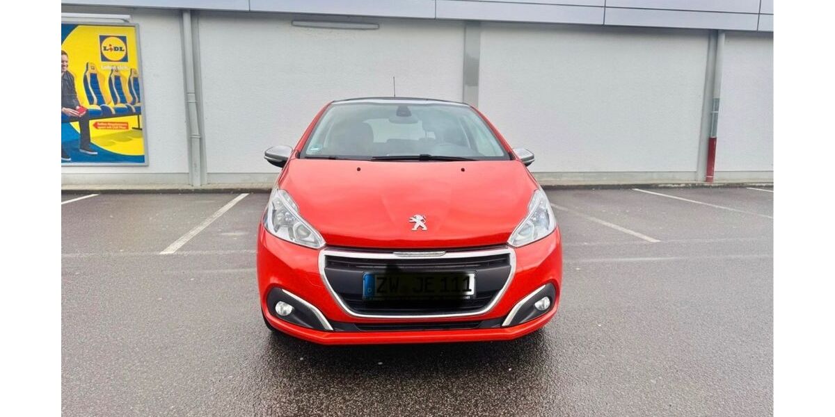 Peugeot 208 160.000 km 5.500 &euro; Zweibrücken 66482