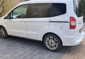 Ford Tourneo Courier 45.000 km 13.400 &euro; Mandelbachtal 66399