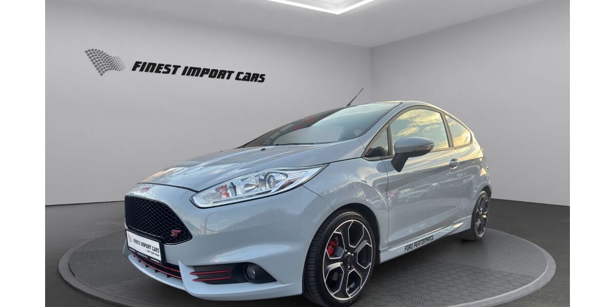 Ford Fiesta 31.779 km 16.996 &euro; Völklingen 66333
