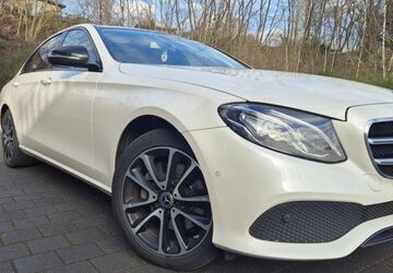 Mercedes-Benz E 220 141.825 km 25.900 &euro; Dillingen 66763
