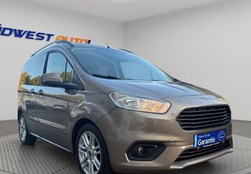 Ford Tourneo Courier 38.000 km 12.980 &euro; Altenkessel Saarbrücken 66126