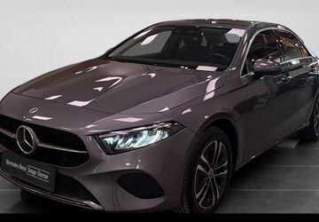 Mercedes-Benz A 250 56.100 km 28.480 &euro; Saarbrücken 66117