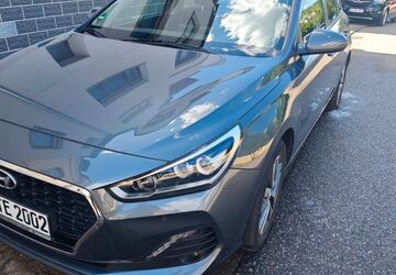 Hyundai i30 82.000 km 12.200 &euro; Quierschied 66287