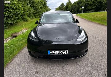 Tesla Model Y 71.165 km 35.800 &euro; Schmelz 66839