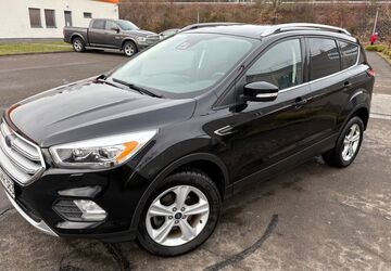 Ford Kuga 95.000 km 13.500 &euro; Illingen 66557