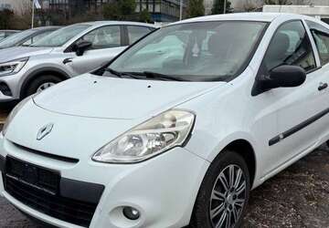 Renault Clio 180.000 km 2.500 &euro; Saarlouis 66740