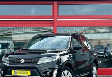 Suzuki Vitara 31.000 km 15.990 &euro; Völklingen 66333