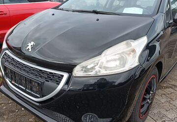 Peugeot 208 93.000 km 3.500 &euro; ensdorf 66806