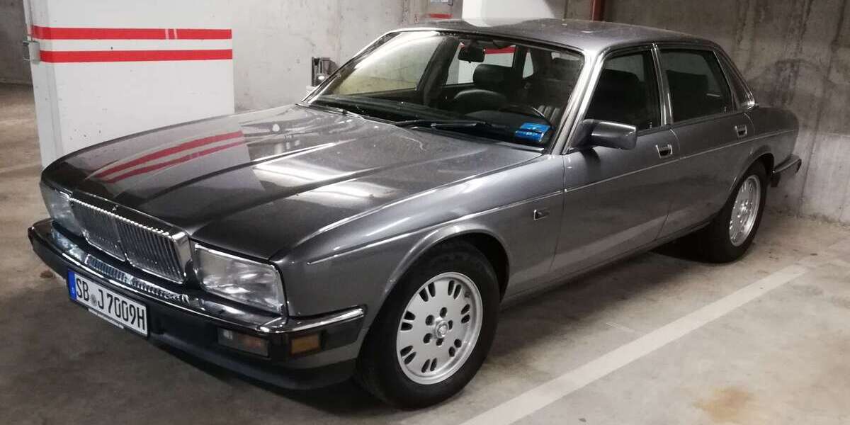 Jaguar Daimler 112.000 km 9.900 &euro; Sulzbach 66280