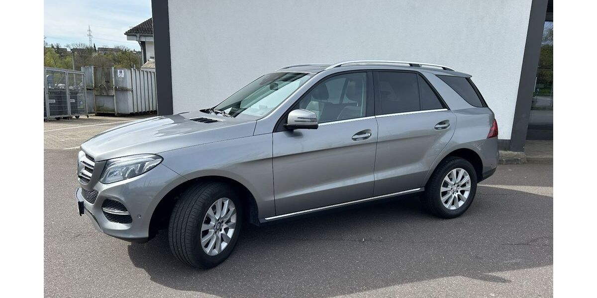 Mercedes-Benz GLE 250 148.000 km 24.900 &euro; Saarbrücken 66126