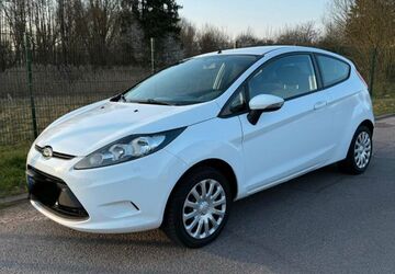 Ford Fiesta 141.000 km 3.200 &euro; Überherrn 66802