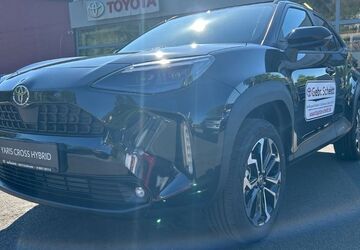 Toyota Yaris Cross 8.800 km 26.630 &euro; Schiffweiler 66578