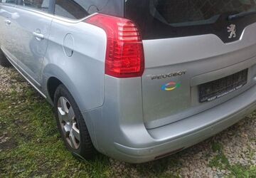 Peugeot 5008 125.000 km 2.600 &euro; Saarbrücken 66311