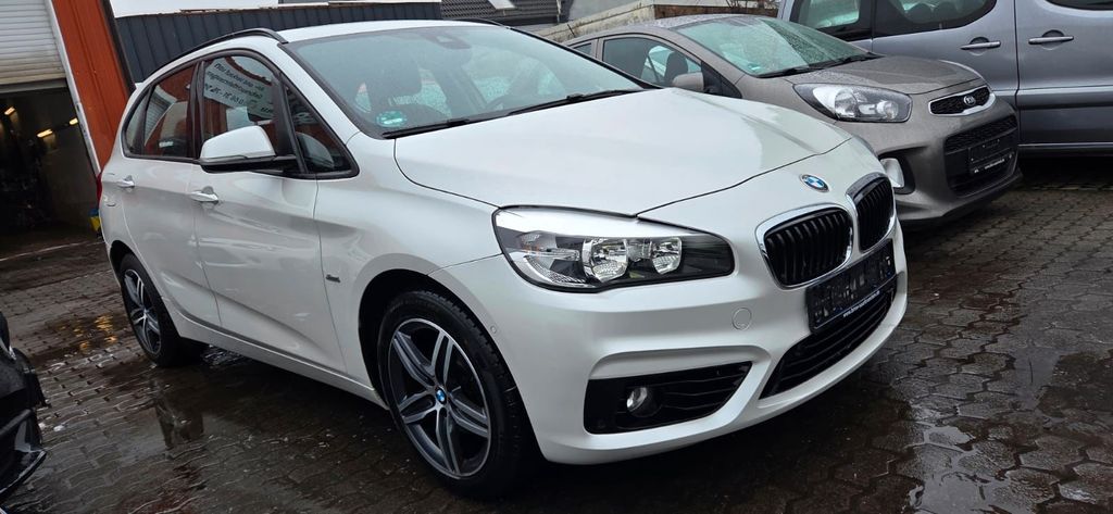 BMW 216 218.000 km 5.990 &euro; Saarlouis 66740