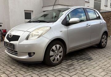 Toyota Yaris 149.010 km 3.400 &euro; Saarbrücken 66126