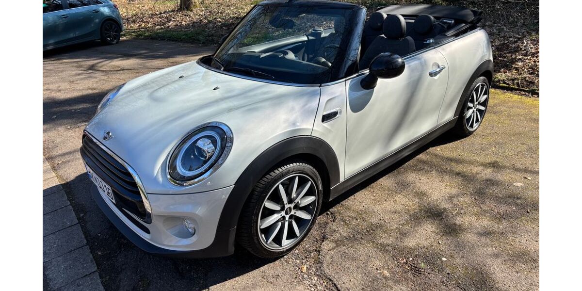 Mini Cooper Cabrio 65.000 km 16.699 &euro; Völklingen 66333