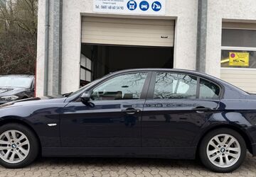 BMW 318 255.000 km 3.900 &euro; Saarbrücken 66115