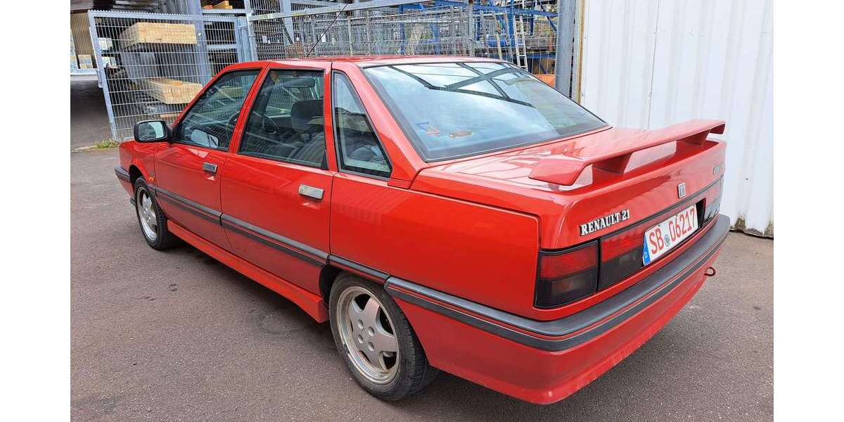 Renault R 21 166.000 km 6.500 &euro; Völklingen 66333