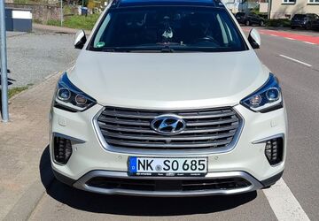 Hyundai Grand Santa Fe 157.000 km 16.500 &euro; Neunkirchen 66539