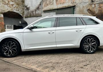 Skoda Superb 106.000 km 25.700 &euro; Saarbrücken 66117