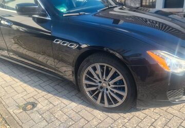 Maserati Quattroporte 130.000 km 22.300 &euro; Schmelz 66839