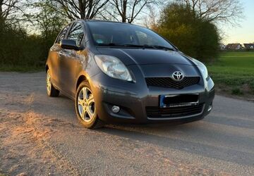 Toyota Yaris 187.000 km 3.600 &euro; Neunkirchen 66539