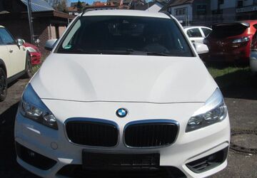 BMW 218 250.000 km 5.900 &euro; Spiesen-Elversberg 66583