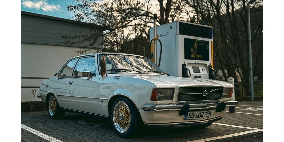 Opel Rekord 94.000 km 8.500 &euro; Saarbrücken 66130