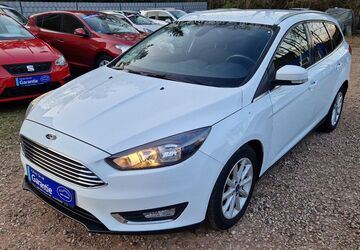 Ford Focus 82.000 km 9.600 &euro; Saarbrücken 66117