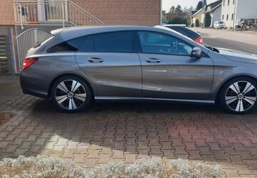 Mercedes-Benz CLA 200 Shooting Brake 211.000 km 14.200 &euro; Saarwellingen 66793