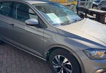 VW Polo 49.588 km 15.990 &euro; Eppelborn-Neububach 66571