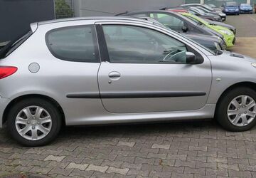 Peugeot 206 122.300 km 2.950 &euro; Saarbrücken 66117
