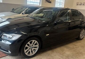 BMW 318 222.000 km 2.690 &euro; Rehlingen Siersburg 66780