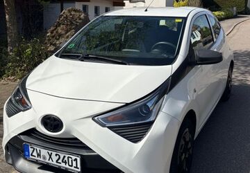 Toyota Aygo (X) 109.000 km 7.200 &euro; Zweibrücken 66482