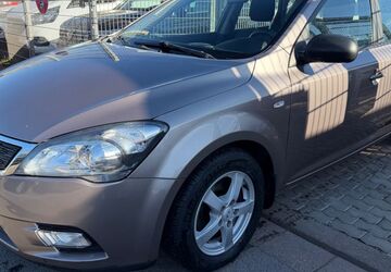 Kia ceed / Ceed 355.000 km 2.500 &euro; Saarlouis 66740