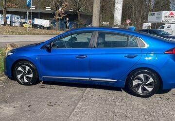 Hyundai IONIQ 122.000 km 12.100 &euro; Sulzbach 66280