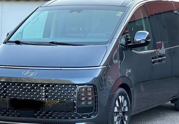 Hyundai STARIA 94.000 km 32.999 &euro; Völklingen 66333