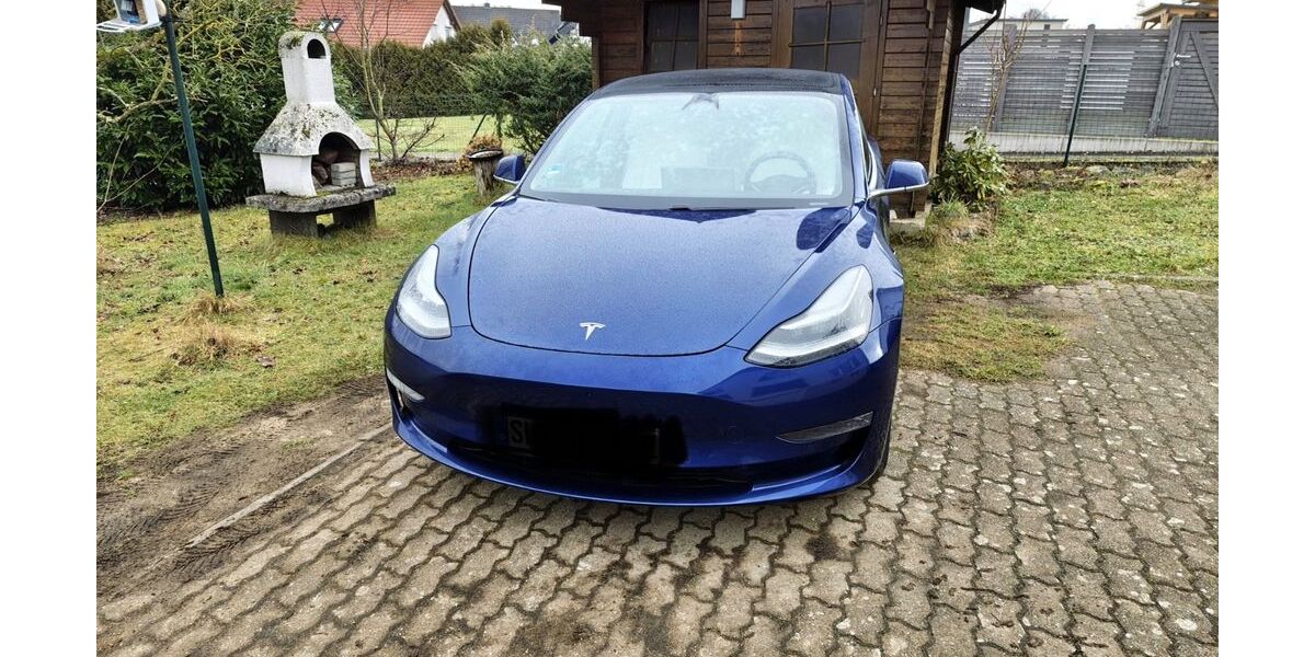Tesla Model 3 84.000 km 22.999 &euro; Ensdorf 66806