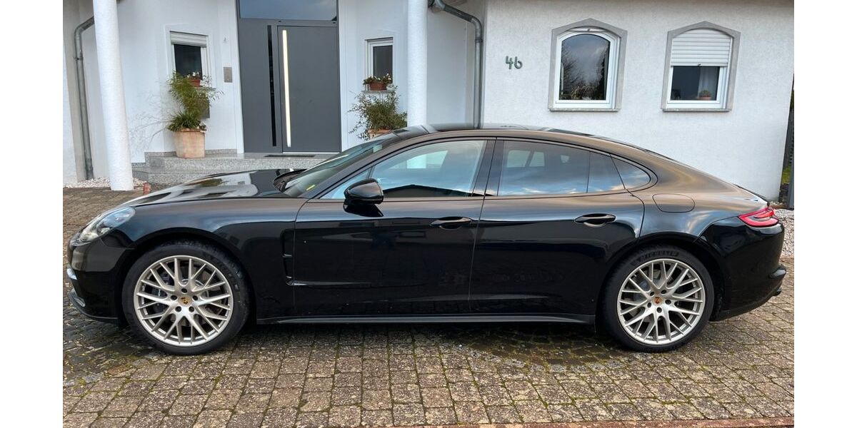 Porsche Panamera 91.500 km 64.900 &euro; Völklingen 66333
