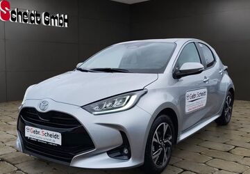 Toyota Yaris 2.000 km 25.850 &euro; Schiffweiler 66578