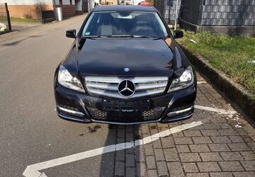Mercedes-Benz C 220 75.850 km 12.450 &euro; Zweibrücken 66842