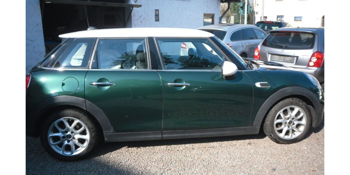 Mini Cooper D 129.000 km 8.490 &euro; Saarbruecken 66119